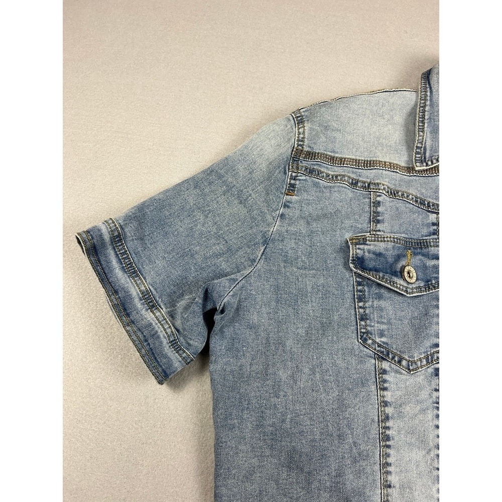 Short Sleeve Denim Jacket Shacket Light Wash Button Up Jean Top Blue Size XL - Picture 6 of 11